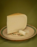 Bio érlelt félkemény sajt-natúr (Virágoskút Kft.)