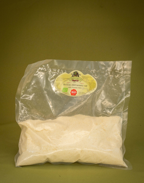 Bio bivaly érlelt félkemény sajt, reszelve 300g (Virágoskút Kft.)