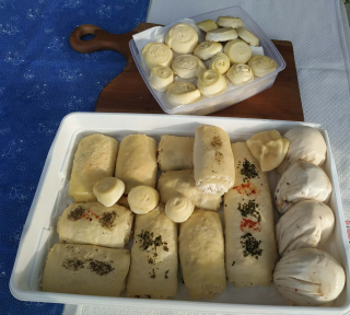   Töltött tekercs - chilis kecske (Emődi Kézműves Kecskesajtok) 